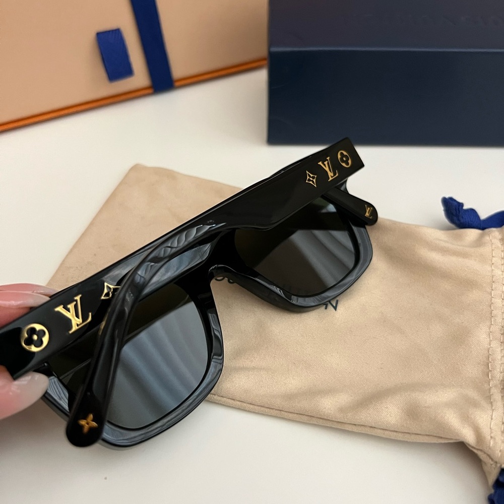 Louis Vuitton Blanca Sunglasses